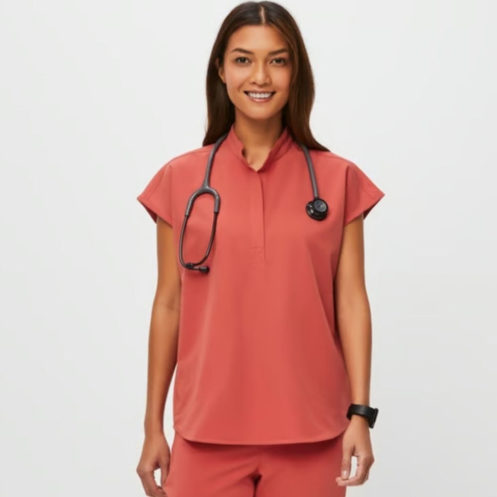 NWT Figs | Rafaela Oversized Scrub Top In Clay, Womens 3XL - Picture 2 of 6